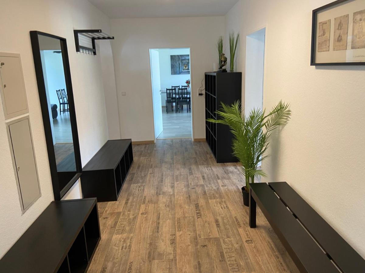 Generous Apartment I 7 Beds I 110 Sqm I Fast Internet Paderborn Kültér fotó