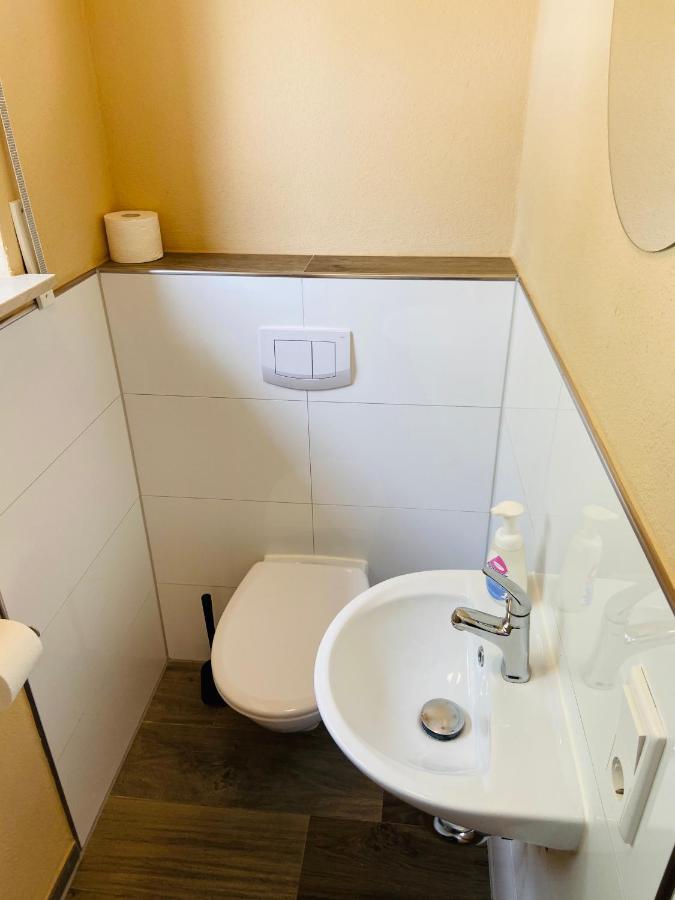 Generous Apartment I 7 Beds I 110 Sqm I Fast Internet Paderborn Kültér fotó